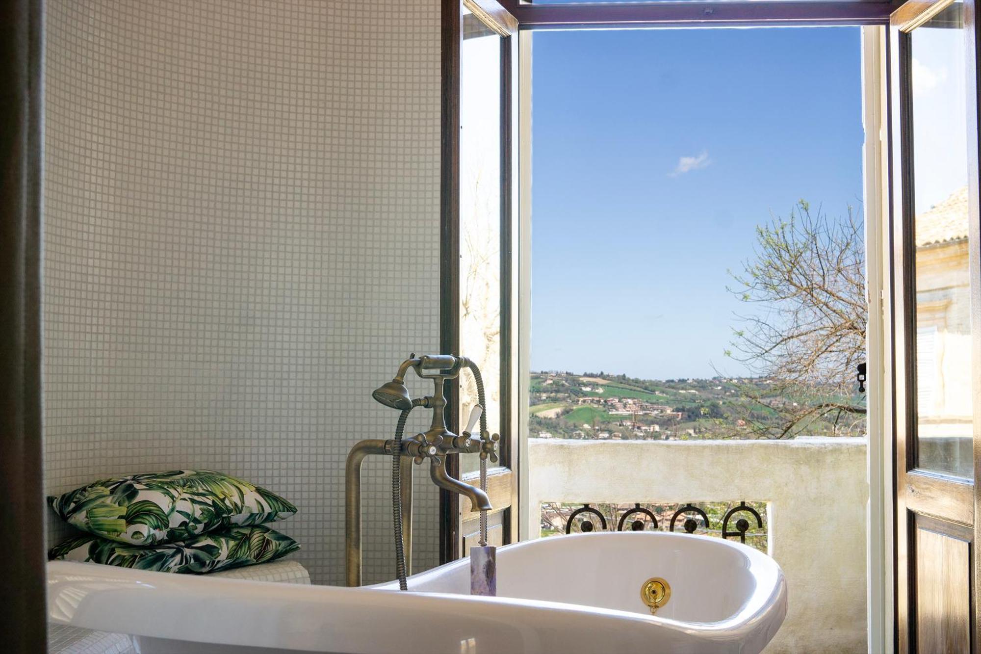 Grottazzolina Ballerina Bianca Bed & Breakfast المظهر الخارجي الصورة